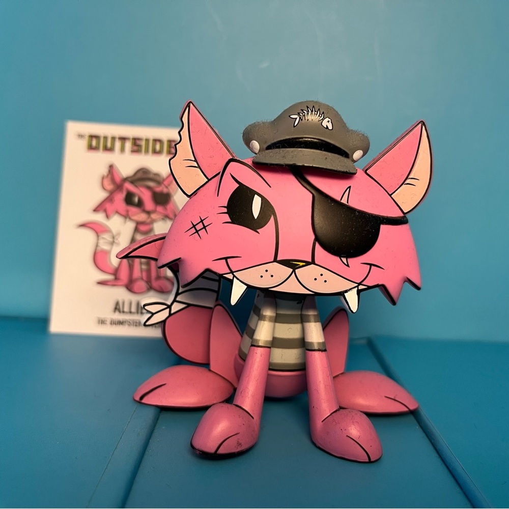 Kidrobot - The Outsiders - Allie Cat figure